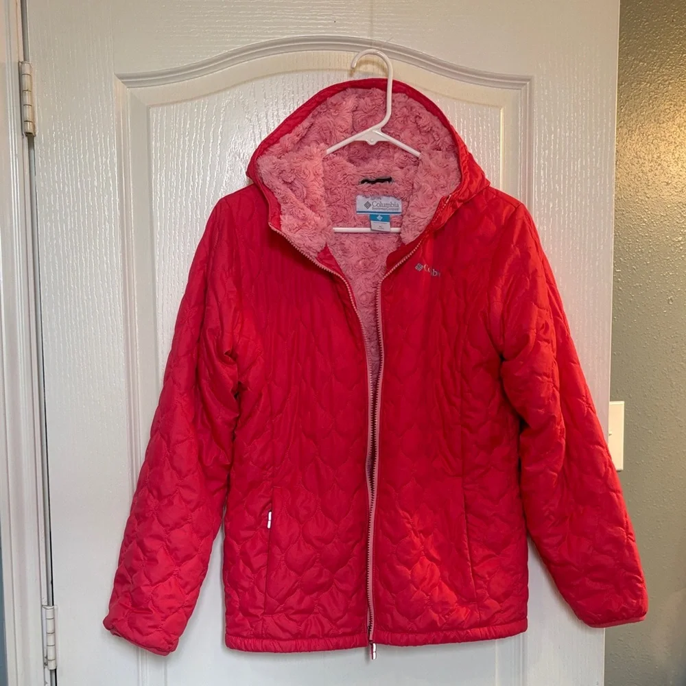 Columbia Quilted Hooded Jacket with Plush Lining Girl’s size 18/20 XL